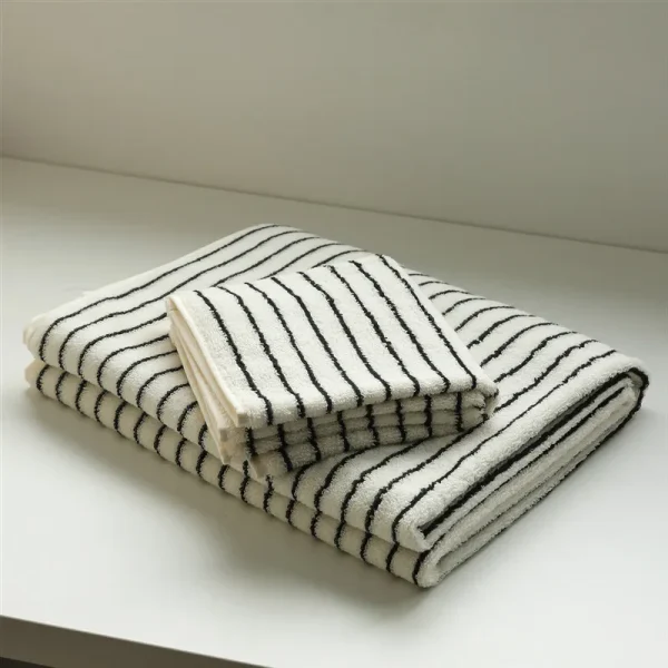 New Pure Cotton Classic Fashion Striped Combed Cotton Towel Bathroom Skin-friendly Absorbent Bath Towel Towel 2