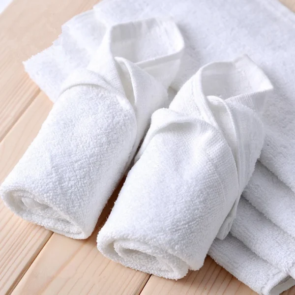 AhLoyalty 5pcs/lot 25*25CM Soft Square Towel Handkerchief Face Hand Small Travel Bathing Towels for Adult Kids Wholesale 1