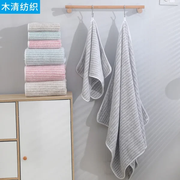Quick-Drying Towel Coral Fleece Towels Bath Towels Thickened Absorbent for Swimming Pool Sports Fitness Gift Towels 2