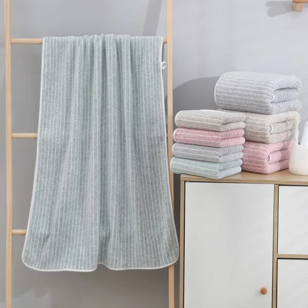 Quick-Drying Towel Coral Fleece Towels Bath Towels Thickened Absorbent for Swimming Pool Sports Fitness Gift Towels 3