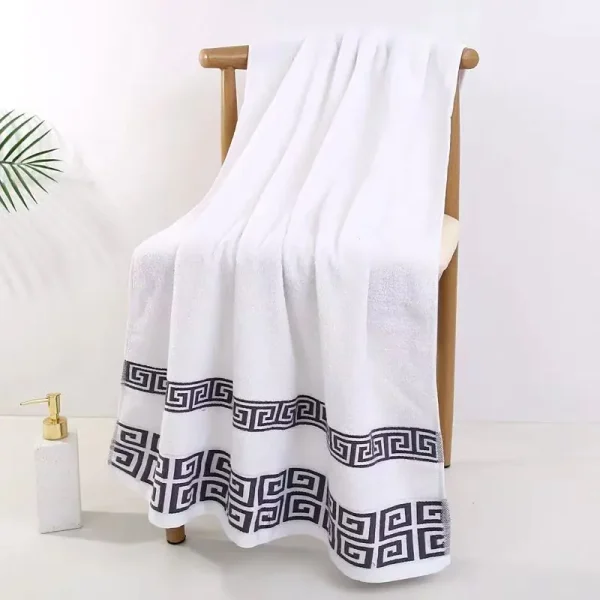 70x140cm Big Bath Towels Geometric Embroidered Bathroom Cotton Towels Blue White Brown Luxury Personalized Gift Towels 수건 세트 4