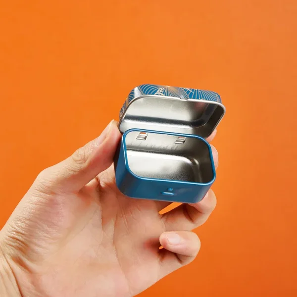 1PCS Mini Cartoon Candy Tin Box Sealed Jar Portable Chewing Gum Storage Box With Lid Metal Jewelry Pill Cases Home Packing Boxes 4