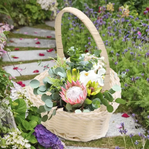 Hand-woven Wedding Flower Basket With Handle Wicker Sundries Basket Wedding Flower Girls Basket for Home Picnic Storage Basket 5