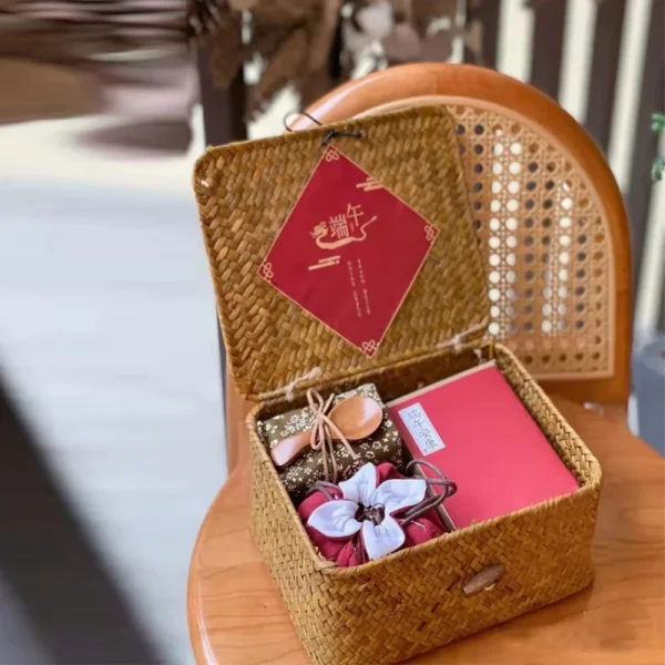 Seaweed woven storage basket, Western wedding gift basket with lid, rattan willow woven storage box 4