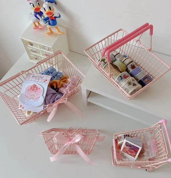 Ins Cute Pink Trolley Shopping Basket Storage Toy Creative Mini Kawaii Desktop Decoration Gift Dollhouse Furniture Accessories 2