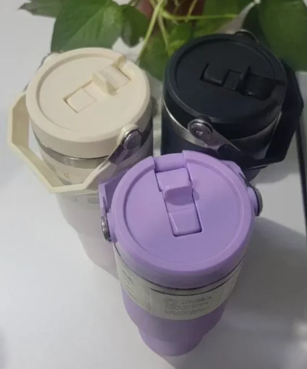 1pc Vacuum Tumbler with Lid Stainless Steel Portable Water Bottle with Dazzling Handle Insulated Tumbler Tote Handle 30OZ 2