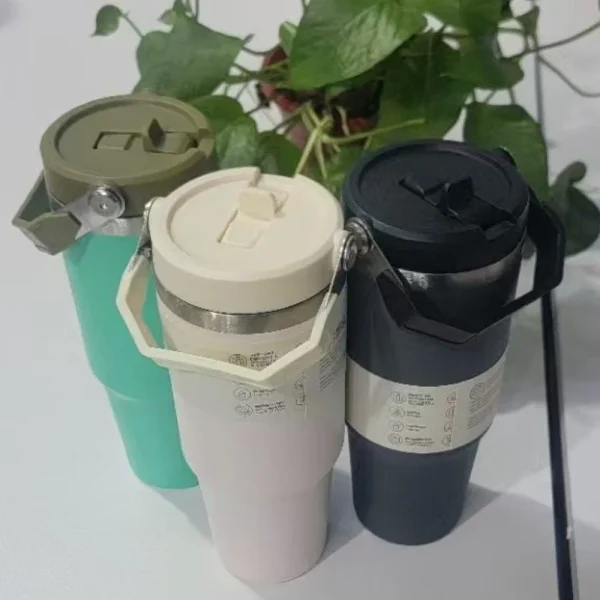 1pc Vacuum Tumbler with Lid Stainless Steel Portable Water Bottle with Dazzling Handle Insulated Tumbler Tote Handle 30OZ 3