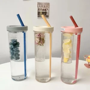 New 700ML Folding Straw Cup Small Filter 700ml Fruit Tea with Straw Outdoor Plastic Water Bottle with Lids Water Bottle Summer 1