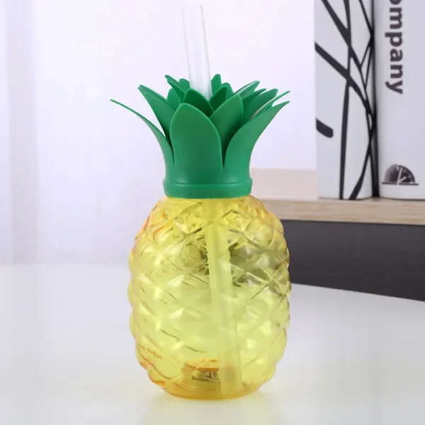 Plastic Cups Cup Thermal Party Pineapple Strawberry Water Bottle Drinkware Glasses With Straw for Wholesale Party Summer Beach 3