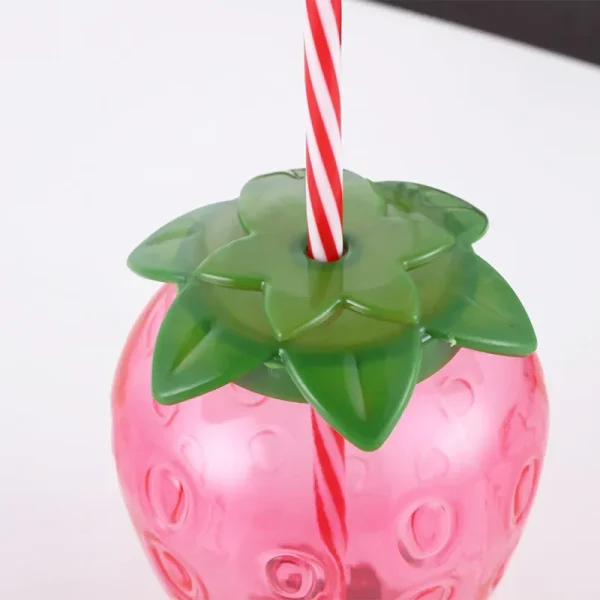 Plastic Cups Cup Thermal Party Pineapple Strawberry Water Bottle Drinkware Glasses With Straw for Wholesale Party Summer Beach 4
