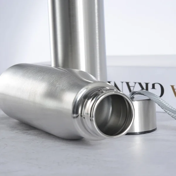 500ml/1000ml Stainless Steel Sport Water Bottle Single-layer Rugged Water Cup Travel Camping Sports Drink Bottles Drinkware 3
