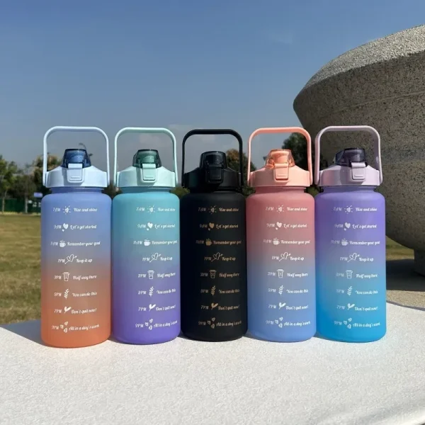 2000ml Large capacity plastic water bottle frosted gradient water bottle outdoor sports and fitness portable water kettles 1