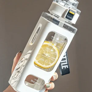 1 piece white 700ml sports water bottle, portable sippy cup. Suitable for outdoor, sports, cycling and carrying! water bottle 1