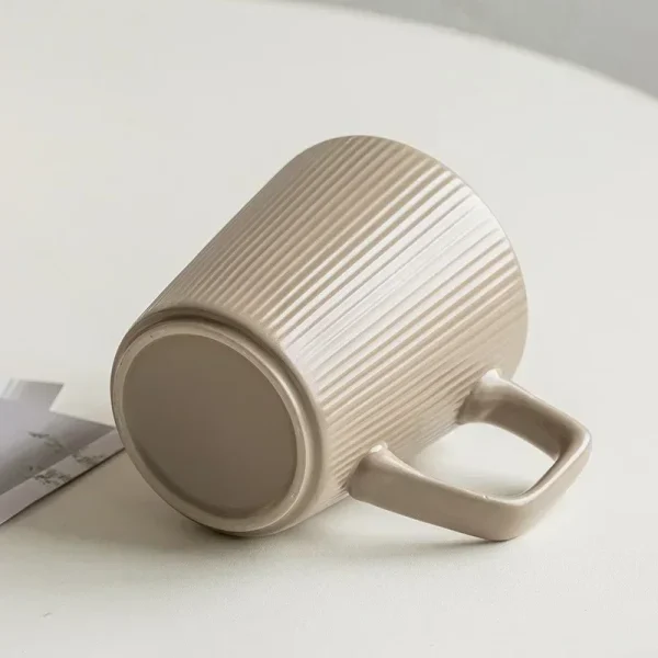 500ml Nordic Ceramic Mug Matte Relief Milk Coffee Cup with Handle Home Office Practical Water Cup Solid Color Striped Shape liji 2
