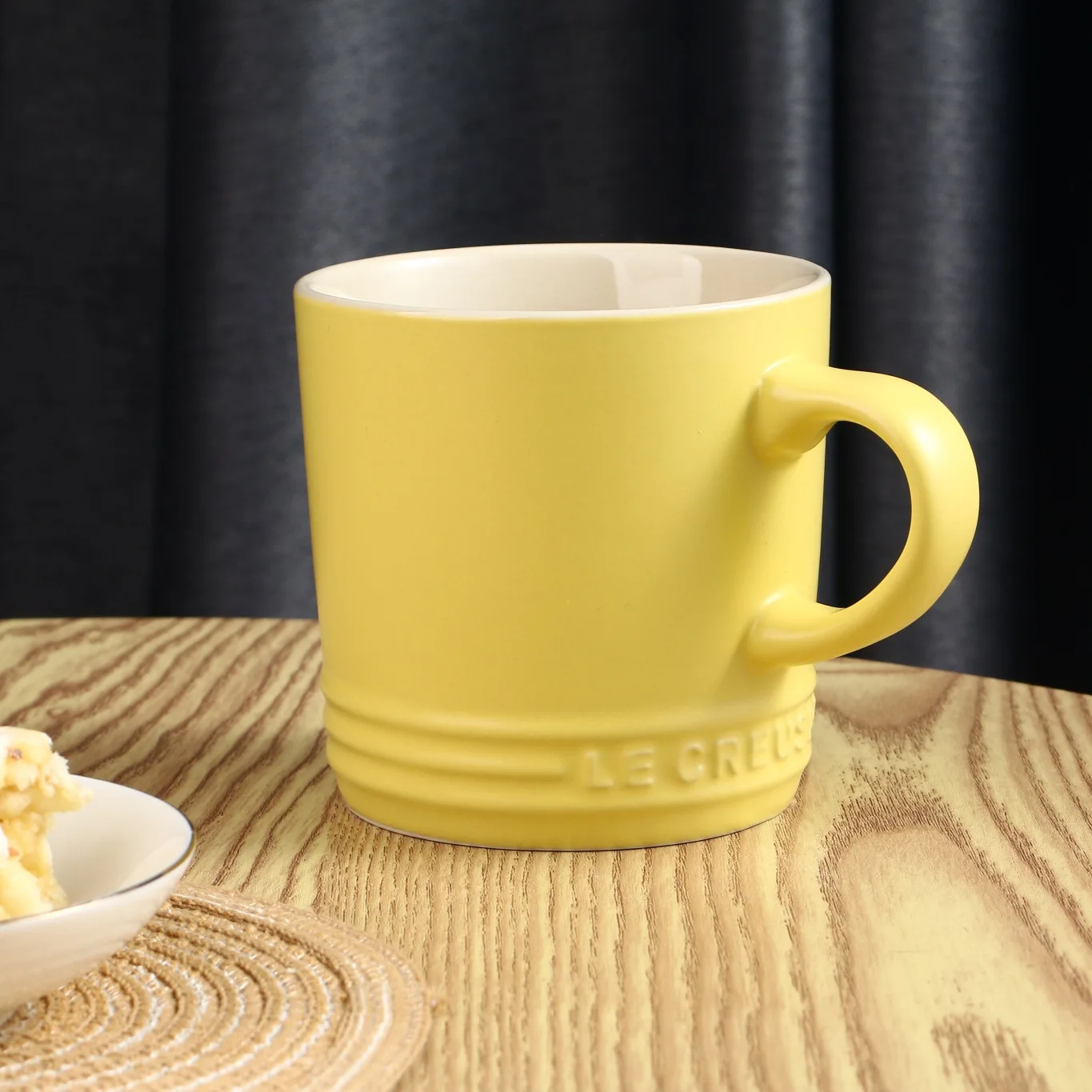 dark yellow