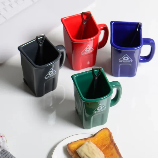 New 330ml Trash Can Cups Ceramic Coffee Mugs With Shovels And Spoons Funny Cups Mugs Drinking Water Cups 4