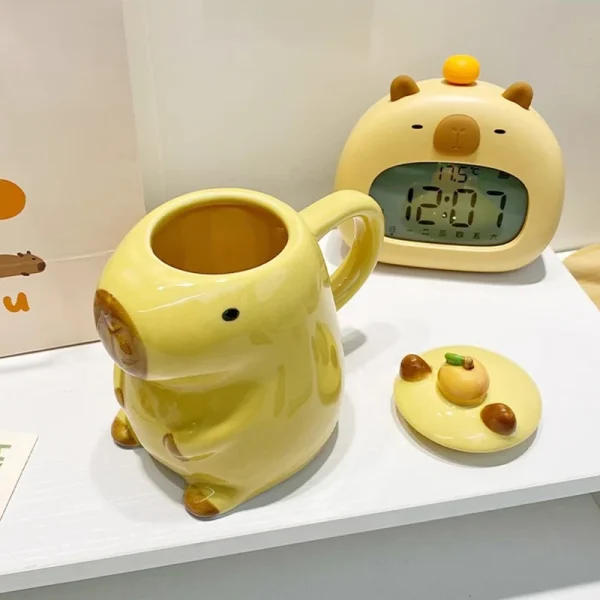 3D Capybara Mug Ceramic Coffee Mug Cartoon Capybara Couple Cup With Handle And Lid Funny Tea Cup Girls Gift Party Photo Prop 2