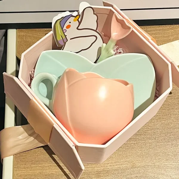 Cute Tulip Tray Suits Ceramics Mugs Flower-shaped Coffee Milk Mark Cups Saucers Plate Set Drink Cups 350ML 5