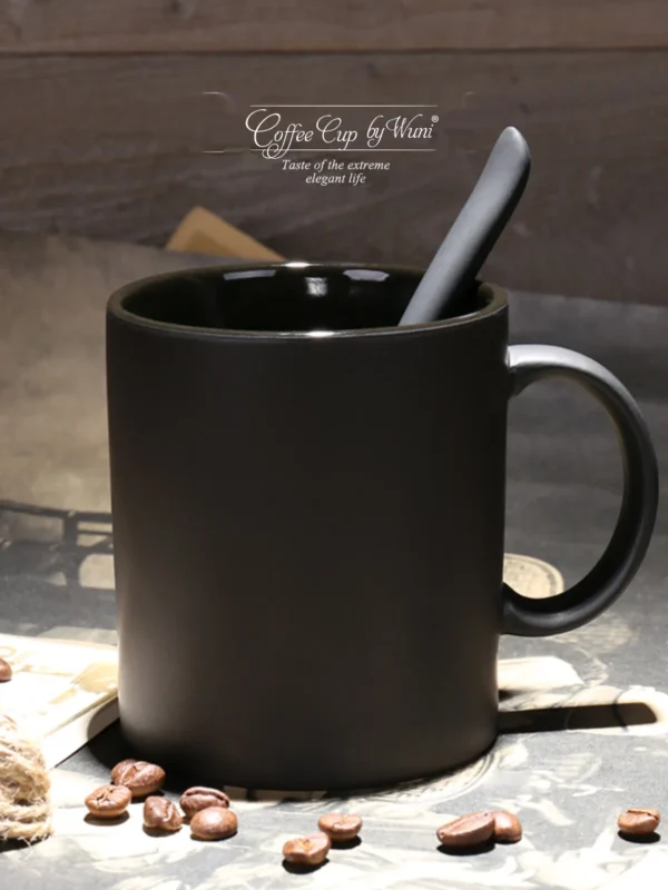 400/420/450/520ml European Ceramic Black Matte Large Capacity Mug High End Creative Simple Matte Coffee Cup with Spoon Water Cup 1
