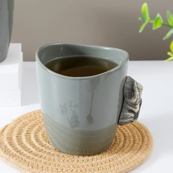 Creative Irregular Large Capacity Mugs Ins Home Climbing Ceramic Mug High Value Coffee Water Cup 4