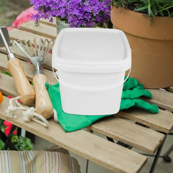 1pcs Plastic Bucket Square 1L White Portable Water Bucket with Handle Lid Storage Container for Home Garden Dorm 3