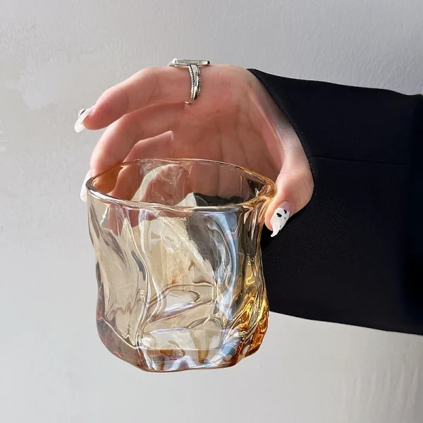 2pcs 280ml Amber Color Wine Glass Set Irregular Twist Cup Restaurant Creative Wine Utensils Whiskey Cocktail Glasses Drinkware 2