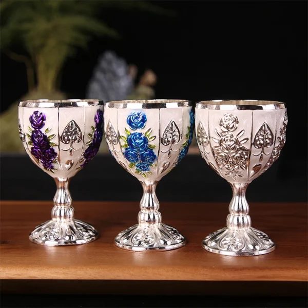 Mini 30ML Metal Wine Glasses Vintage European Style Wine Cup Champagne Cocktail Glasses Bar Drinkware Home Decoration Cup 5