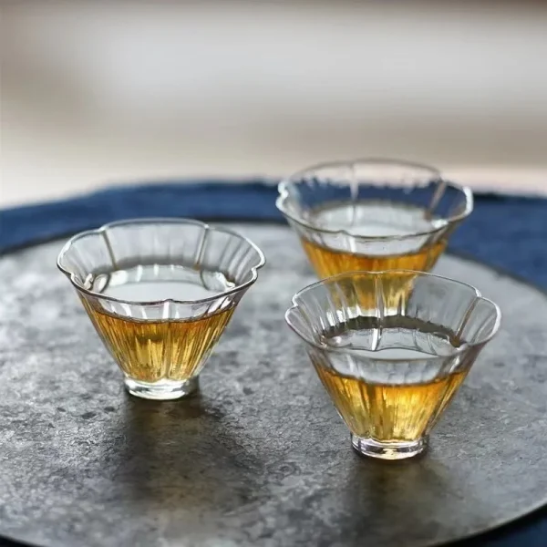 1pc 40ml Mini Size High Borosilicate Glass Flower Pattern Tea Mug Fragrant Cup Wine Cup Drinkware Gift Japanese Style Glass Cup 3
