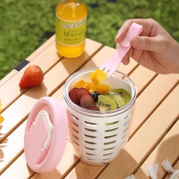 Korean Portable Fruit Salad Cup with Fork Drainage Design Picnic Breakfast Milk Oat Cup Secure Plastic Water Bottle Drinkware 3