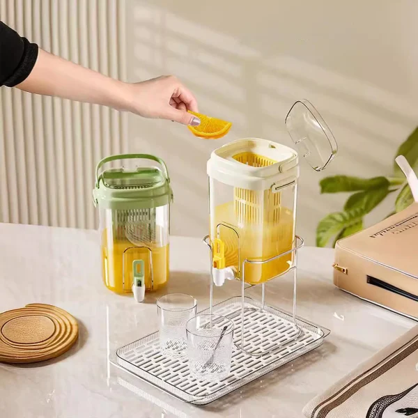 Large Capacity Beverage Dispenser With Tap Summer Cold Water Pitcher Pot for Refrigerator Drink Drinkware Cold Water Bucket 2