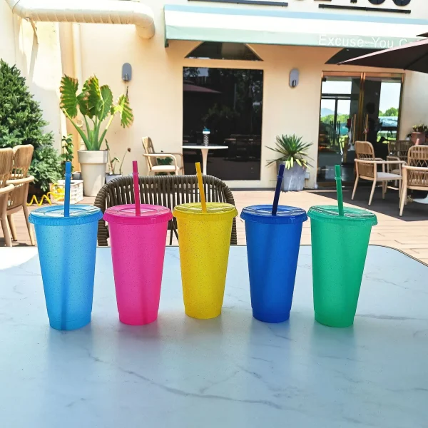 480/700ML Sequin Glitter Straw Cup Plastic Cup with Lids and Straws Reusable Coffee Cups Mugs Bubble Tea Cup Party Bar Drinkware 4