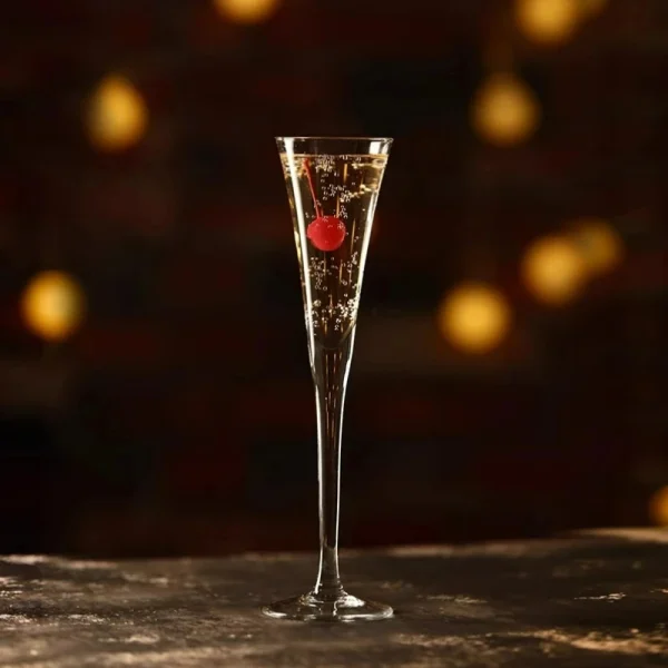 V-shaped Cocktail Glasses Cup Creative Champagne Glass Goblet Martini Glasses Sparkling Red Wine Glass Cup Drinkware Accessories 2