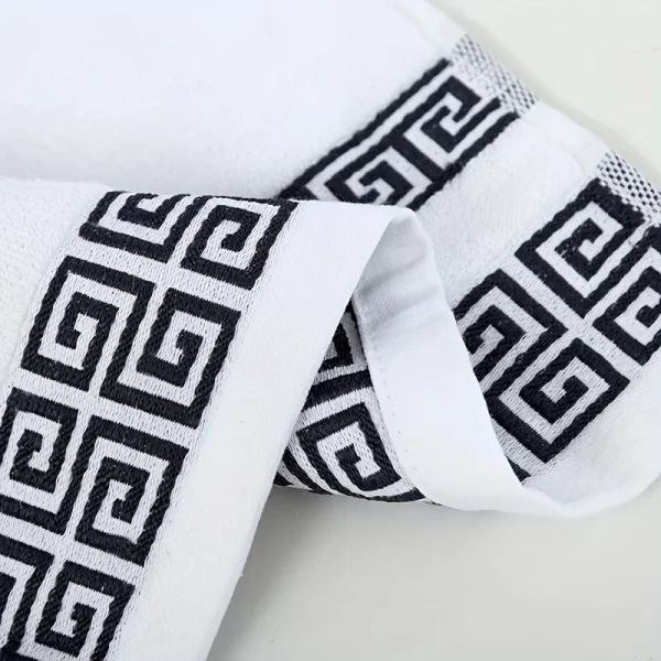 1/4/6PCS White Cotton Towels Set 35x75cm 70x140cm Embroidered Bathroom Geometric Oversized Gift Bath Hand Face Towels Cover 2