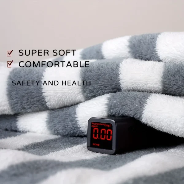 3Pcs Coral Velvet Thickened Towel and Bath Towel Set Striped Soft and Absorbent Suitable for Home Gym Face Washing Towels 5