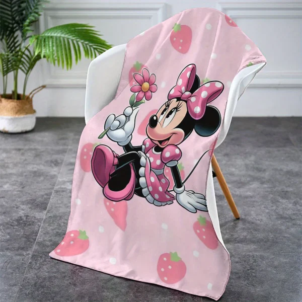 Minnie Strawberry Custom Beach TowelMicrofiber terry bath towels for yoga, travel, swimming, fitness and camping 3