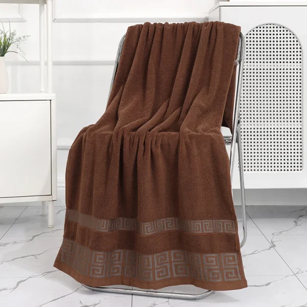 1 enlarged and thickened non shedding water absorbing household pure cotton patterned large bath towel 3