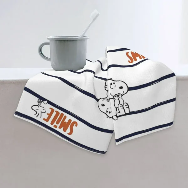 Cute Cartoon Snoopy Towel Quick Dry 2023 Summer Water Absorbing Towel Quick Dry for Summer Beach 3