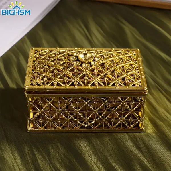 1Pc Mini Treasure Storage Jewelry Box Retro Candy Necklace Earring Bead Trinket Box Small Wedding Decor Party Favor Gift 2