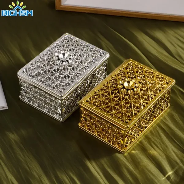 1Pc Mini Treasure Storage Jewelry Box Retro Candy Necklace Earring Bead Trinket Box Small Wedding Decor Party Favor Gift 4