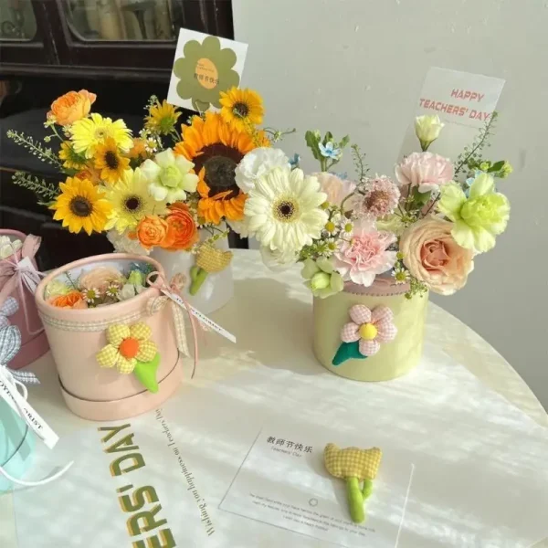 Y51B Flower Box Round Cardboard Gift Boxes Wedding Party Rose Flower Packaging Decor 4