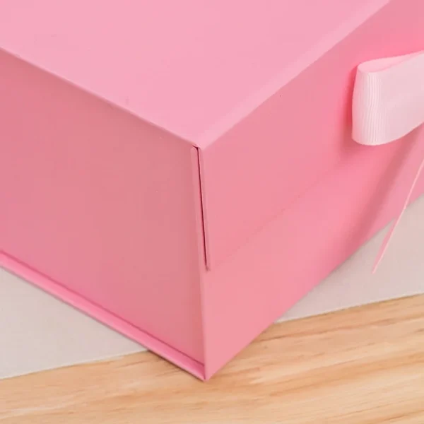 New Pink Gift Box with Magnetic Closure Lid Gift Box for Presents Bridesmaid Luxury for Gift Packaging Magnetic Wrapping Gifts 3