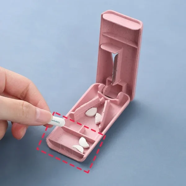 1pc Mini Home Portable Mini Pill Cutter Multi-function Dispenser Pill Box Easily Divide Your Medication Tablet Cutter Splitter 4