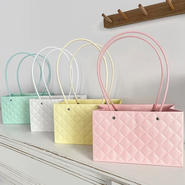2025 New Reusable Waterproof Flower Tote Bag Eco Friendly Wedding Party Favors Gift Box Portable Bouquet Packaging Decorations 5