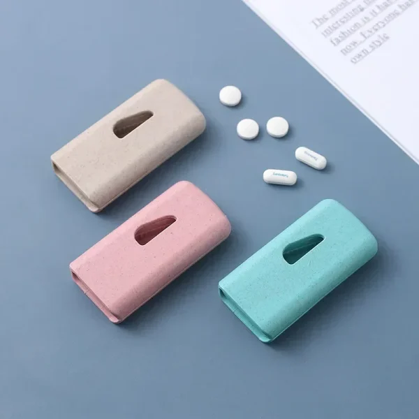 1Pc Pill Cutter Medicine Box Pill Cutting Splitter Tablet Cutter Divider Portable Storage Case Pill Box Case Splitter 1