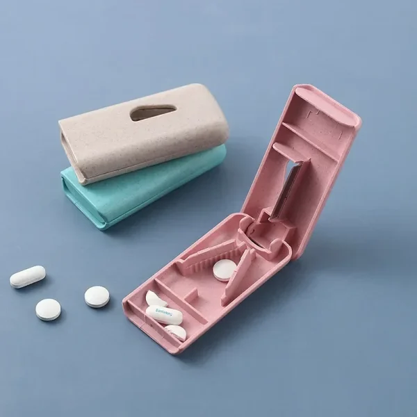 1Pc Pill Cutter Medicine Box Pill Cutting Splitter Tablet Cutter Divider Portable Storage Case Pill Box Case Splitter 2