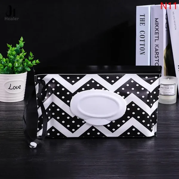 EVA Baby Wet Wipe Pouch Portable Wipes Holder Case Flip Cover Snap-Strap Reusable Refillable Cosmetic Pouch Useful Tissue Box 3