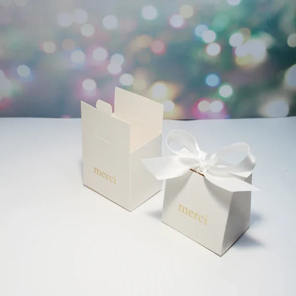 High-end Ins Wind Wedding candy box Jewelry bags engagement wedding candy box Birthday Christmas gift bag new year packages 3