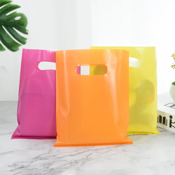 10/20pcs Multicolor Plastic Handle Bags Wedding Birthday Party Candy Goodie Gift Packaging Bag Business Retail Bags with Handles 3
