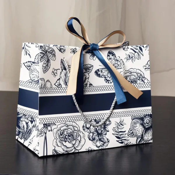 1PCS New Gift Bags Mother's Day Gift Wrapping Bags Floral Paper Bags Tote Bags Birthday Paper Bags Premium Gift Bags with Ribbon 3