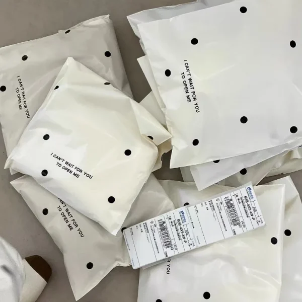 10pcs Cute Speckle Thicken Express Shipping Gift Bag for Store Waterproof Clothing Parcel Packaging Bags Envelope Courier Pouch 3